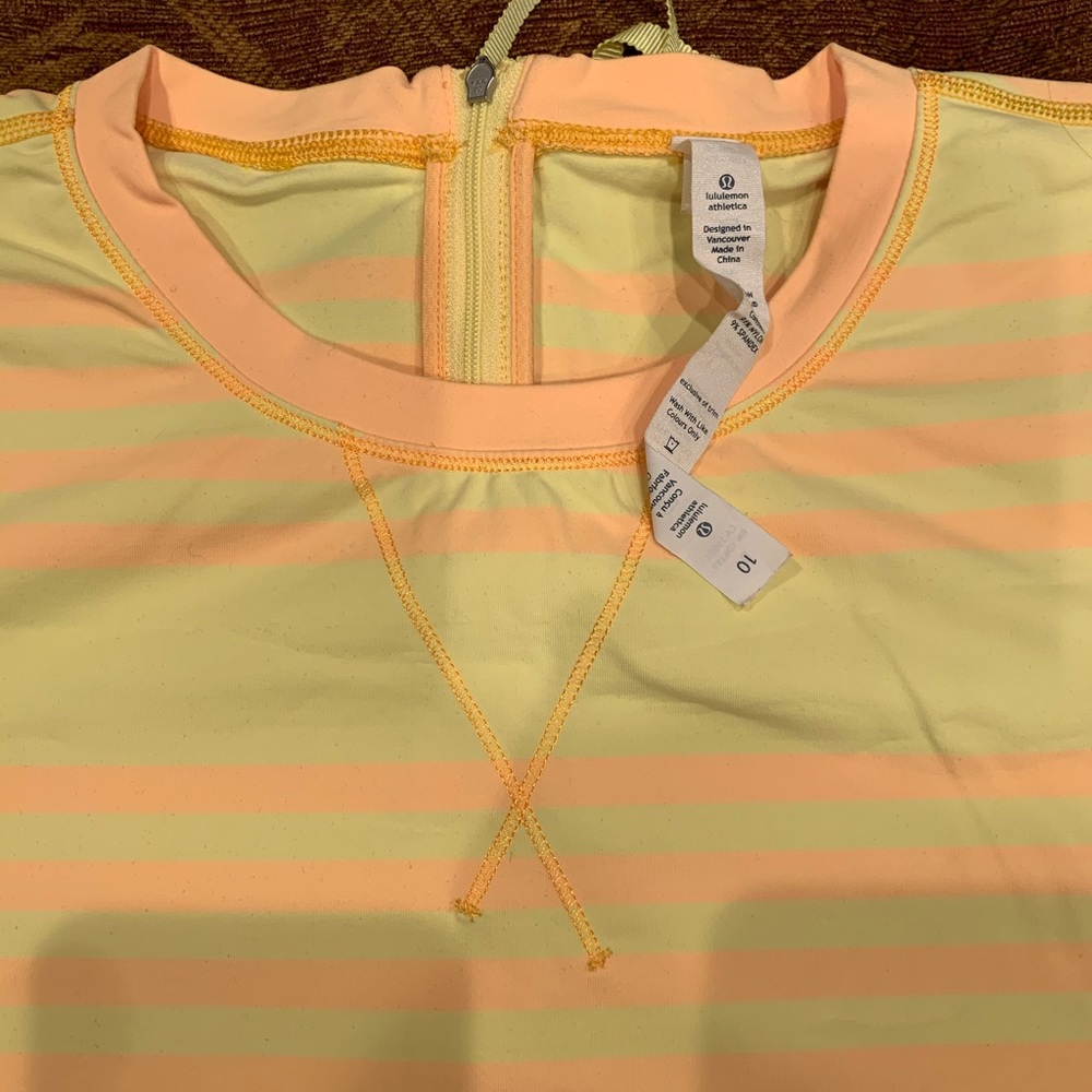 LULULEMON TOP - Picture 2 of 4